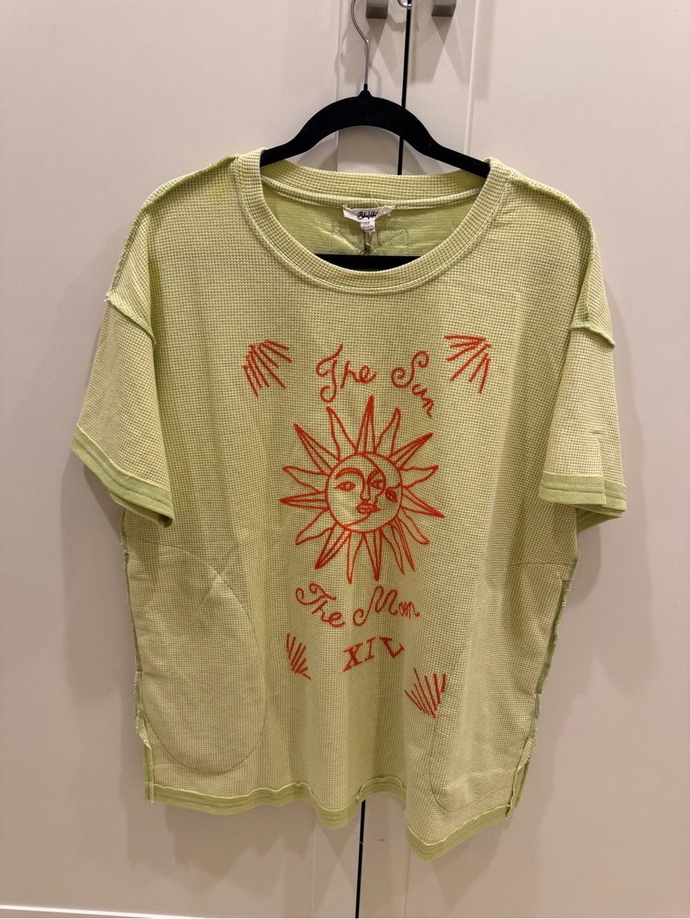 Light Green Celestial Graphic Oversized Tunic Top w/ Pockets